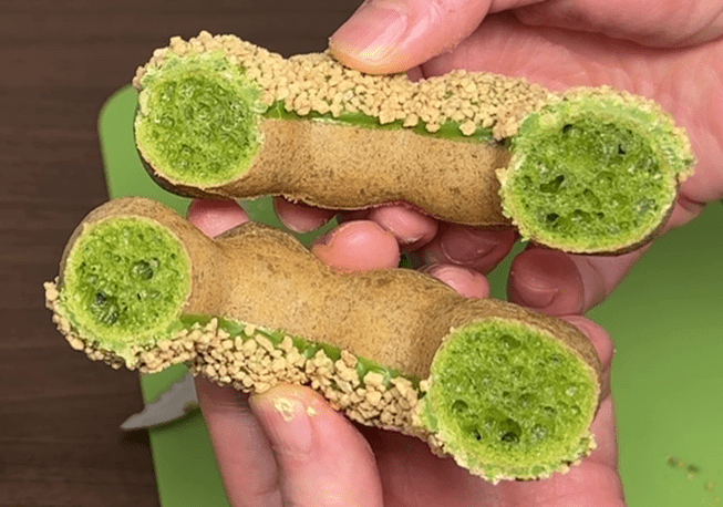 ポン・デ・ザク宇治抹茶 きなこ 断面