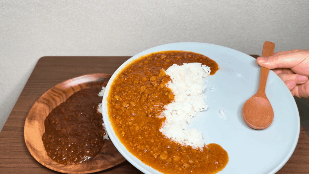 ファミマのスパイシーキーマカレー